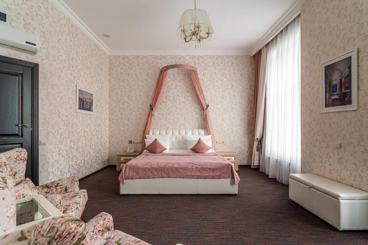 Kravt Sadovaya Hotel Petrohrad Exteriér fotografie